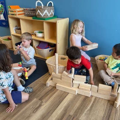 Children playing with blocks Photo