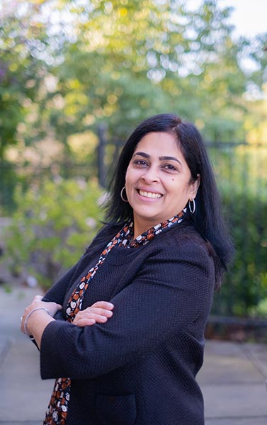 Aparna  Parashar Photo